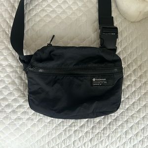 Lullib belt bag black